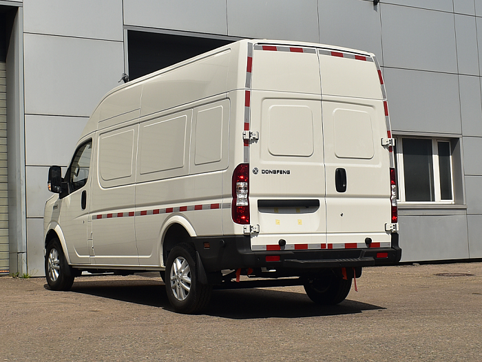Цельнометаллический фургон DongFeng